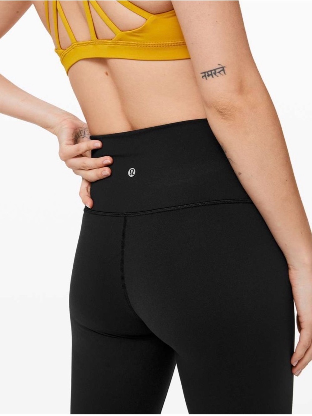 Lululemon Wunder Under Crop (High-Rise) *Full-On Luon 21"
Black